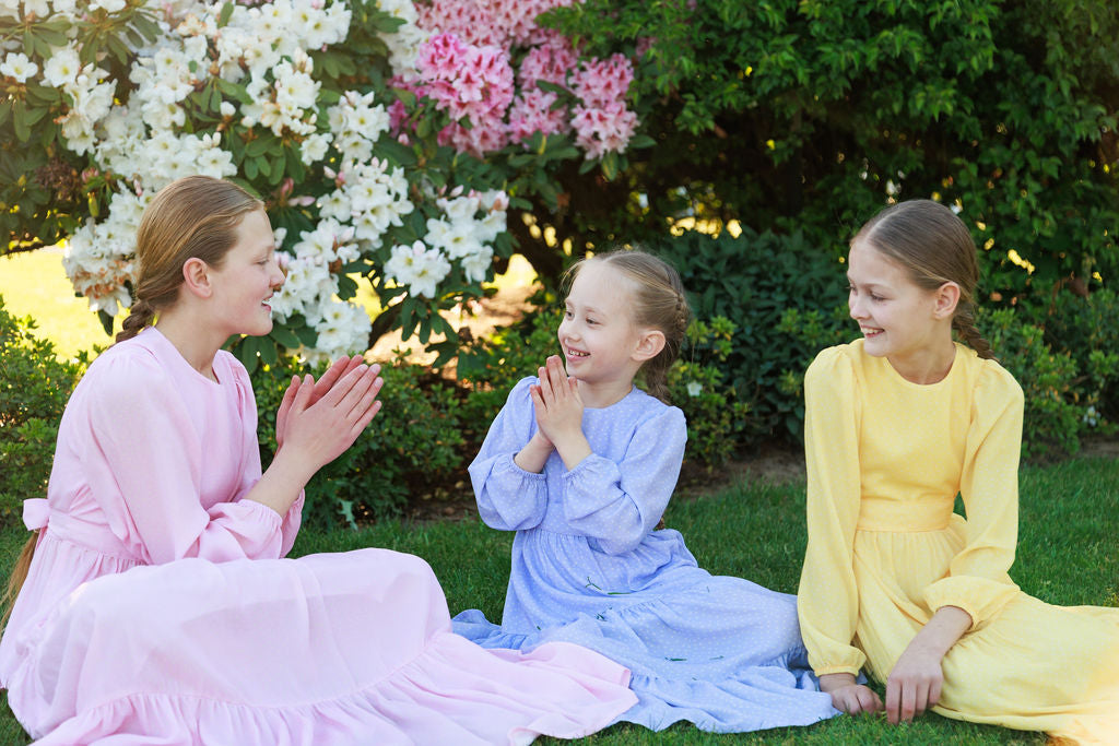 The Timeless Elegance of Russian Talichki Dresses for Kids